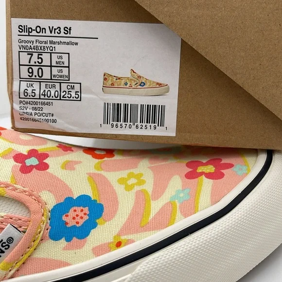 Vans WMNS Floral Slip-On Sneakers - Multicolor Slip-On Vr3 Sf
Groovy Floral Mars - Picture 16 of 16